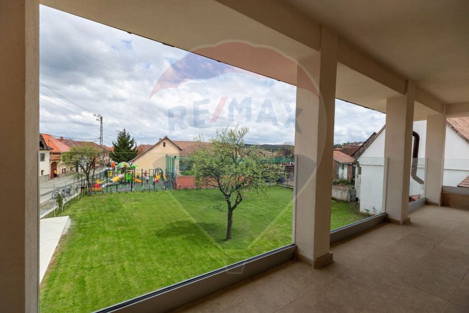 120sq.m Special Property for rent