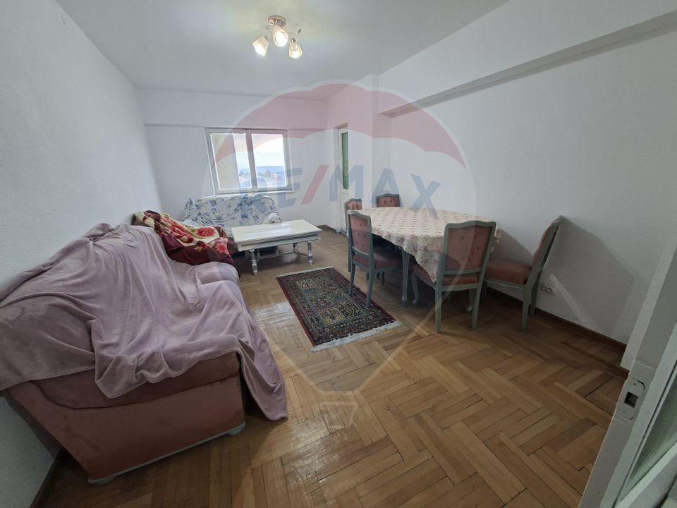 Apartament 3 camere decomandat – 90 mp – Buhuși