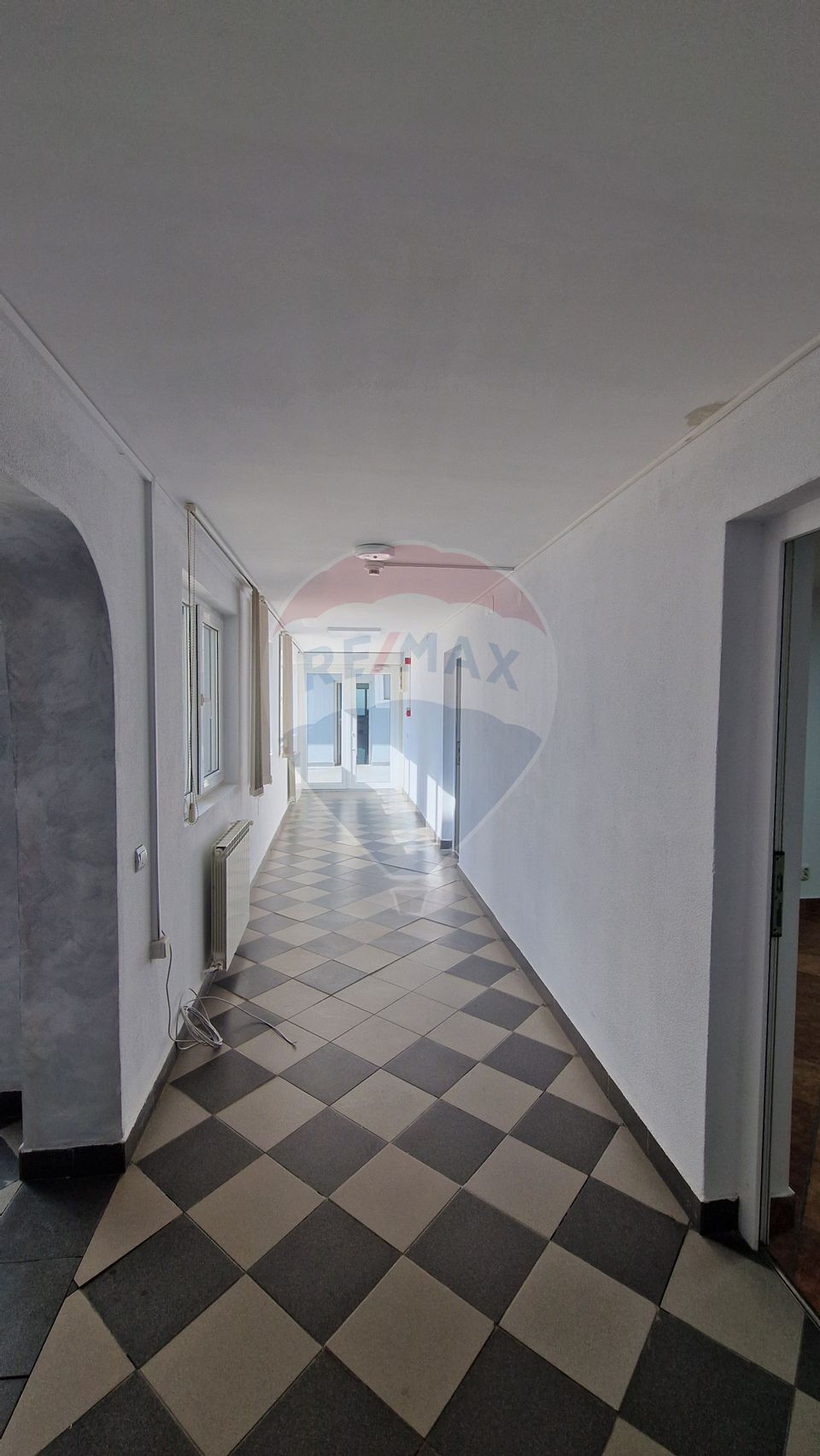 Spațiu de birouri de 1,054mp de închiriat în zona Bucureștii Noi