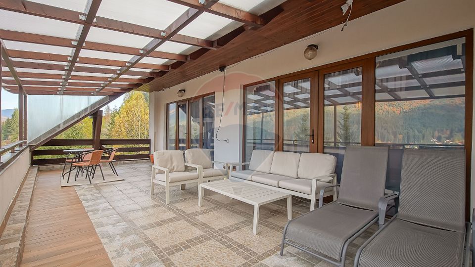 Apartament Premium cu Terasă Panoramică către Munții Bucegi!