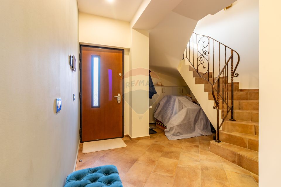 Vilă P+E+M cu 4 camere, 294 mp, Berceni/Ilfov