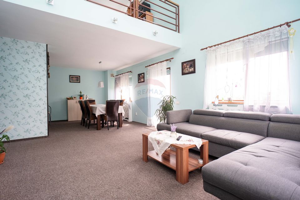 5 room House / Villa for sale