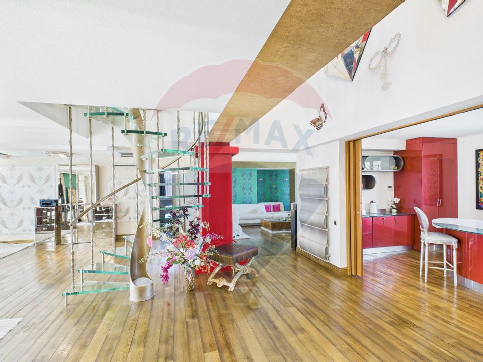 PENTHOUSE CU TERASA PANORAMICA SI PISCINA ACOPERITA