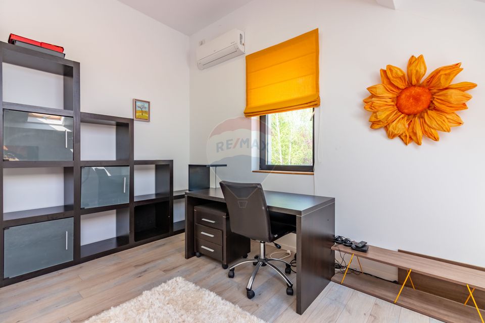 House / Villa with 5 rooms for sale, Laguna Albastra, str. Farms