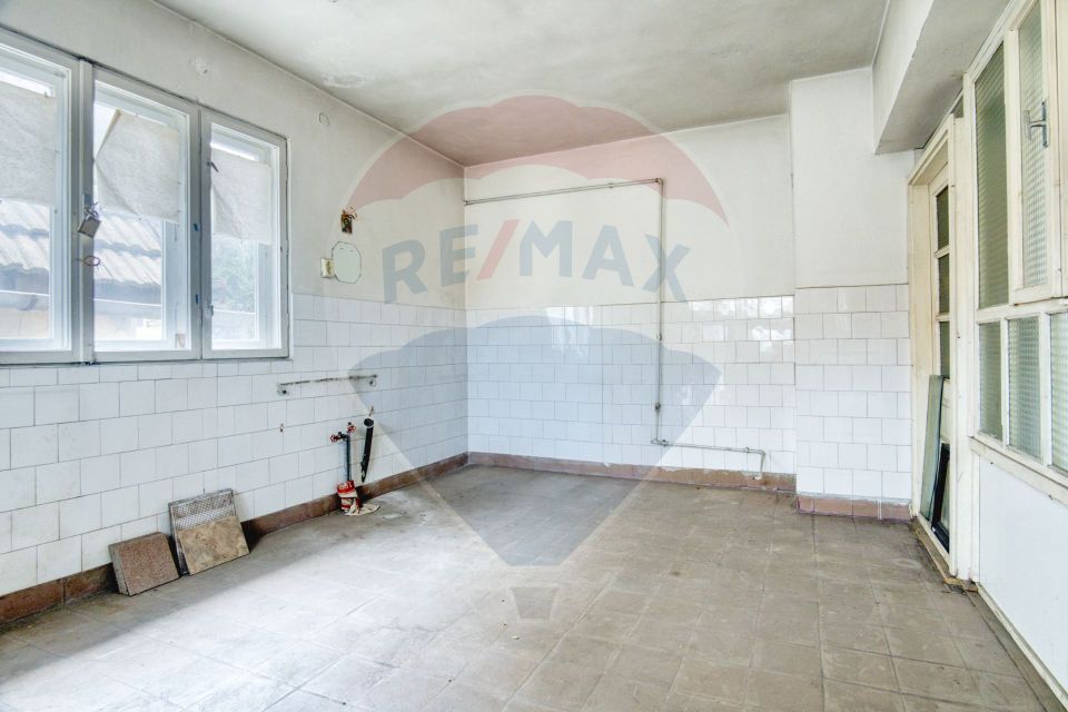 7 room House / Villa for sale, Aurel Vlaicu area