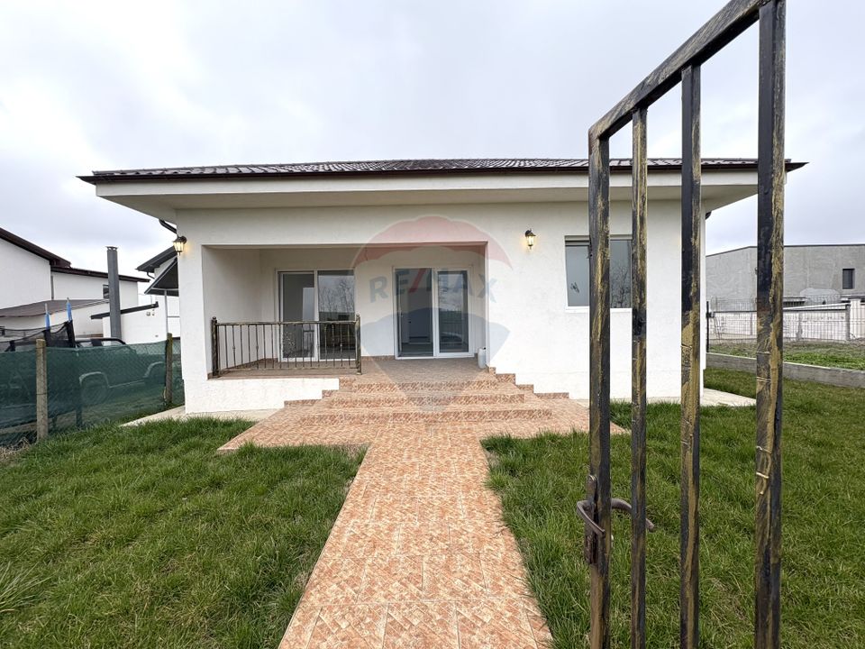 3 room House / Villa for sale