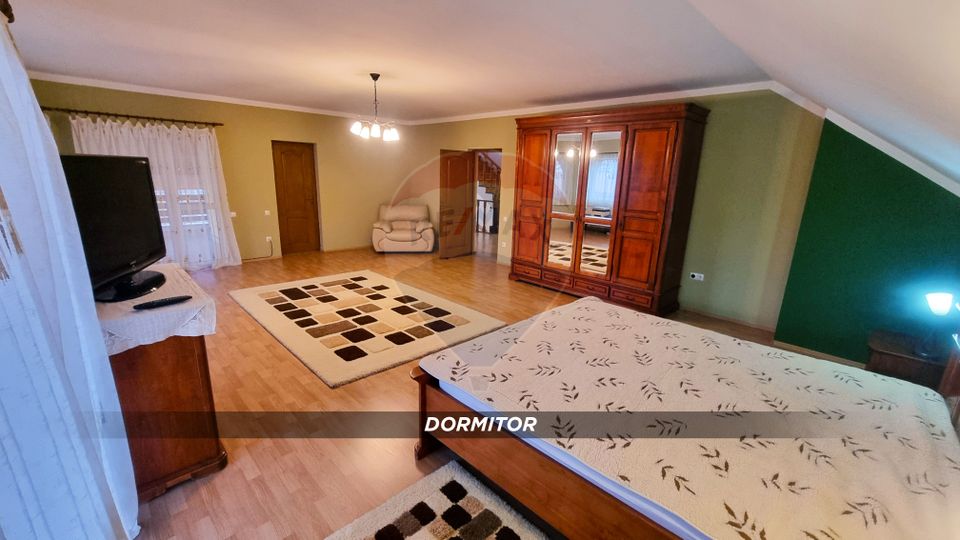 10 room House / Villa for sale, Independentei area