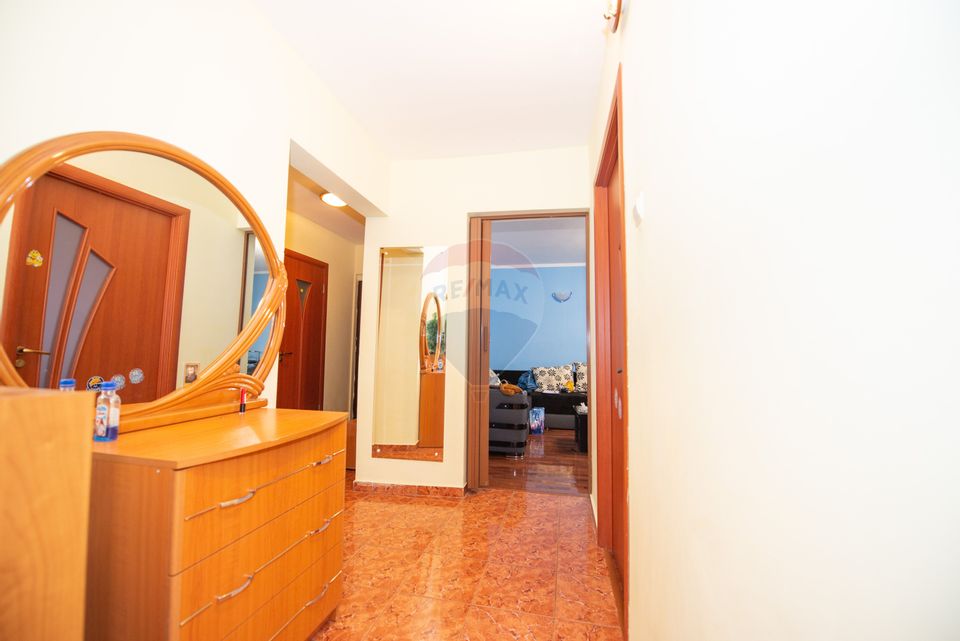 3 room Apartment for rent, Drumul Taberei area