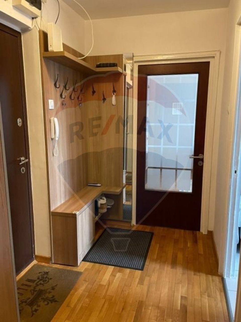 Închiriere apartament 3 camere pe Bd. Timișoara