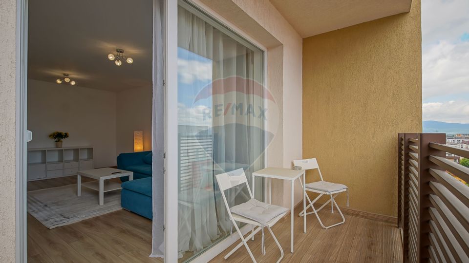 2 room Apartment for rent, Tractorul area