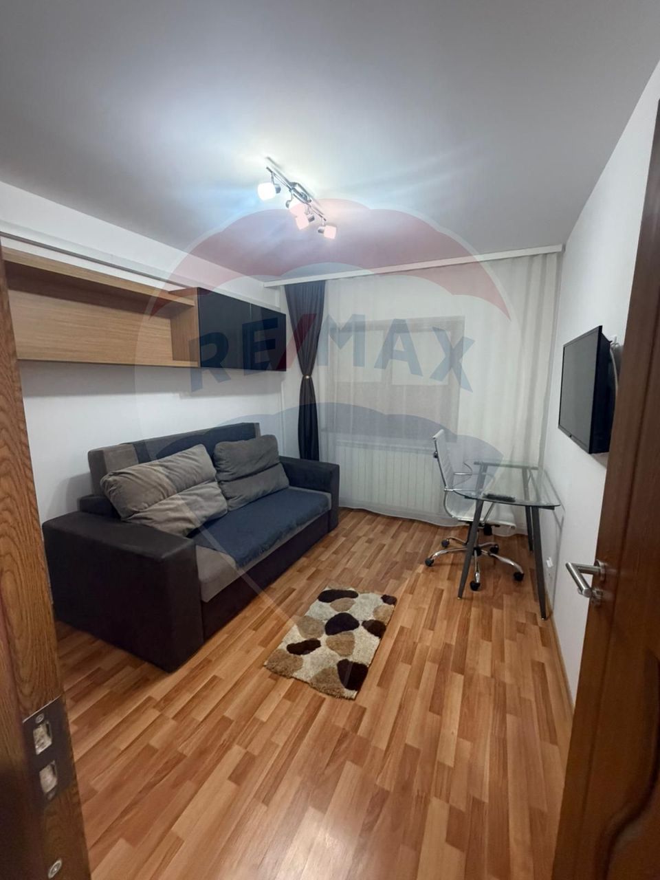 3 room Apartment for rent, Craiovita Noua area