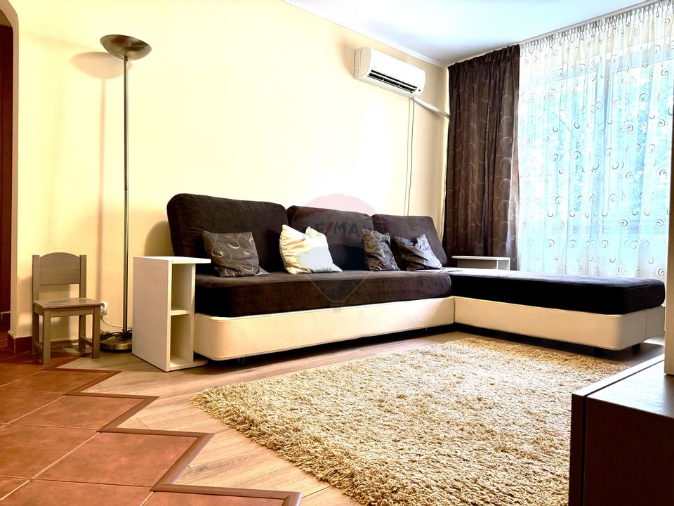 De inchiriat Apartament cu 3 camere în zona Drumul Taberei