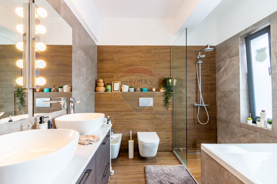 5 room House / Villa for sale, Central area