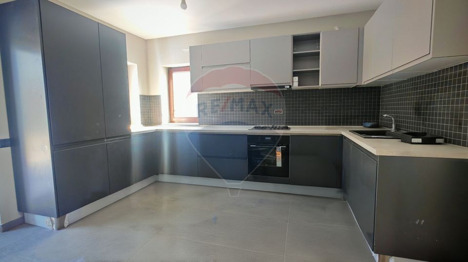 Vila cu 5 camere de vanzare I Corbeanca I Laguna Albastra