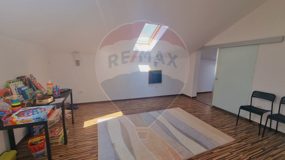 Apartament cu 4 camere, 126 m, de vânzare în Chiajna