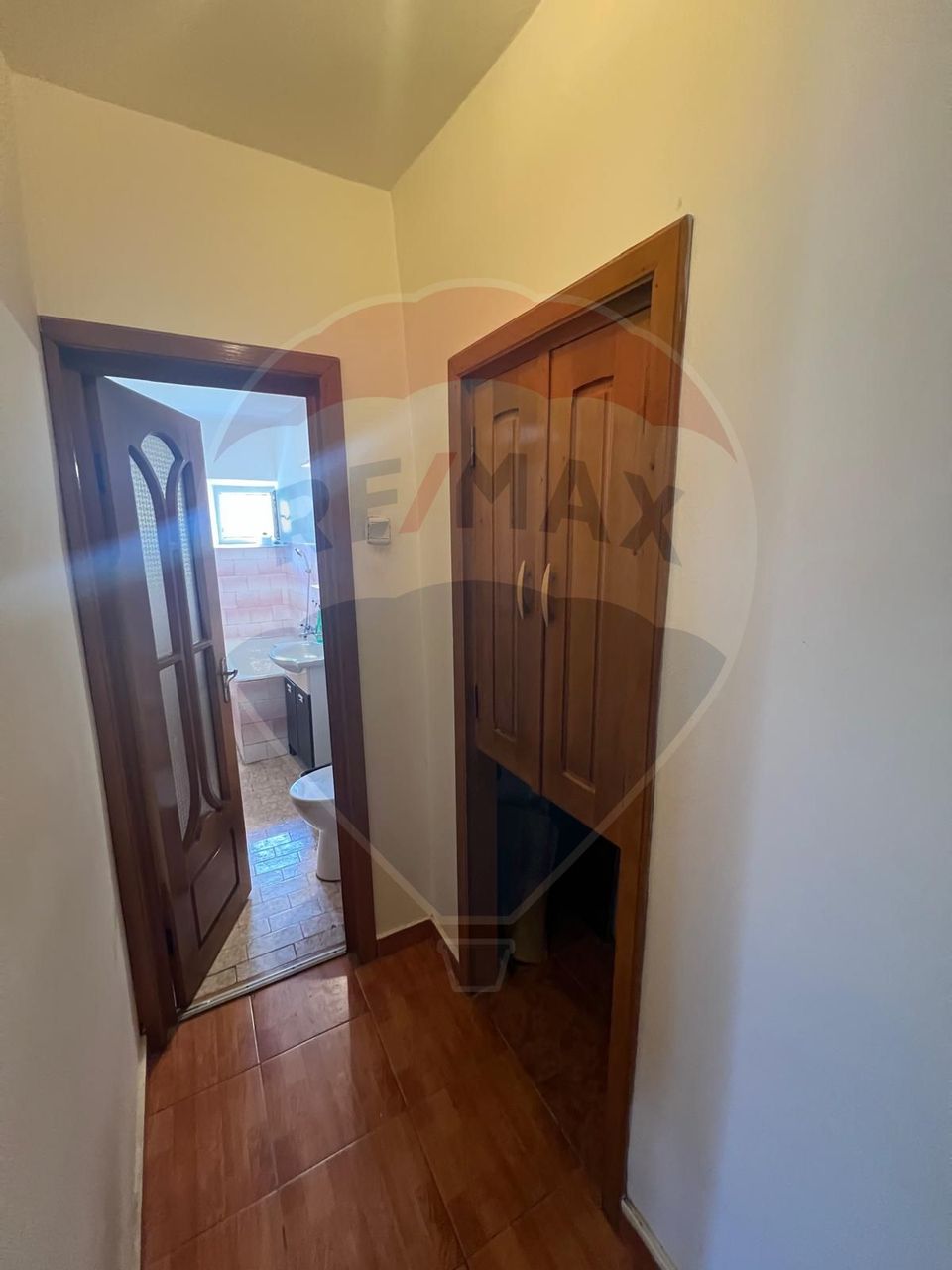 Apartament cu 2 camere de vânzare în zona Gara