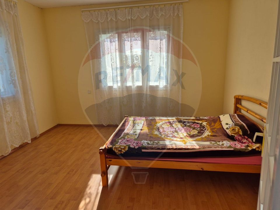 6 room House / Villa for sale