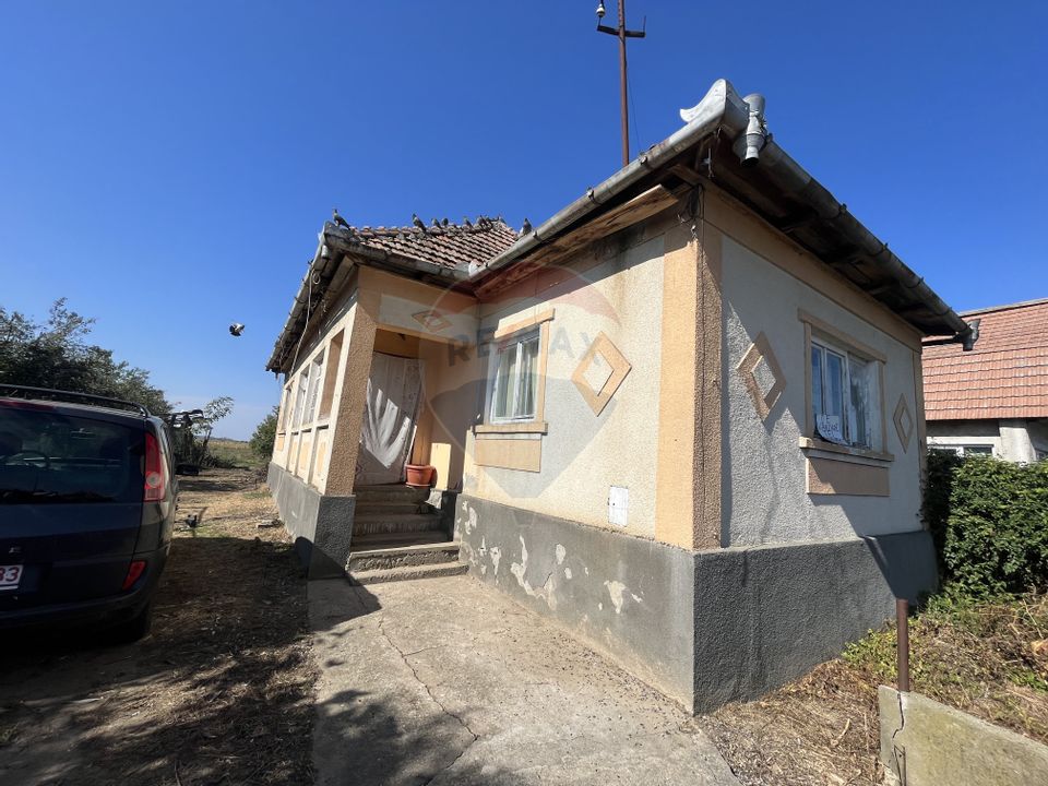 Casa de vanzare Potau(18km>Sm)19900 euro