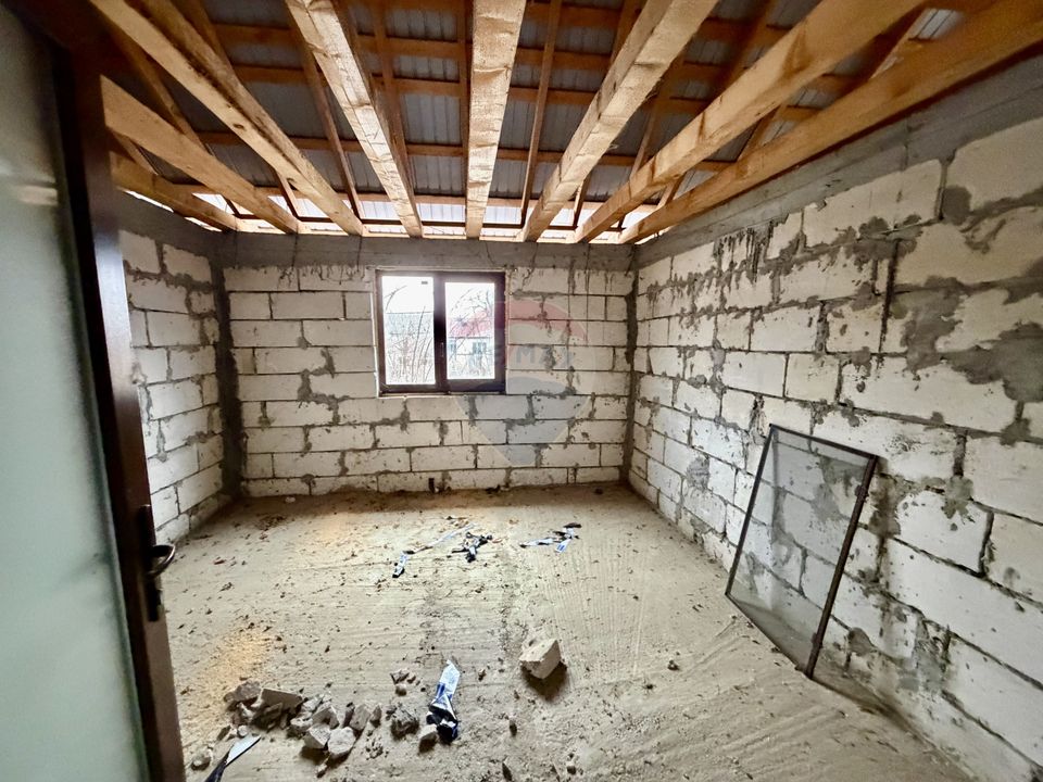 5 room House / Villa for sale