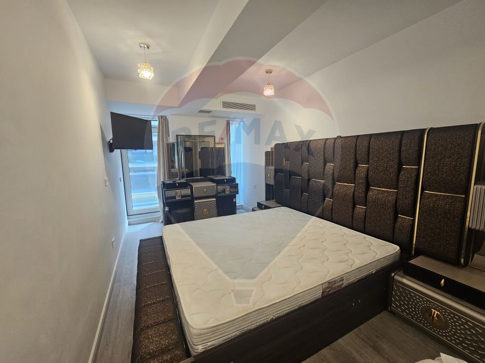 Apartament 3 camere cu terasa 50mp frontala spre mare în Mamaia Nord