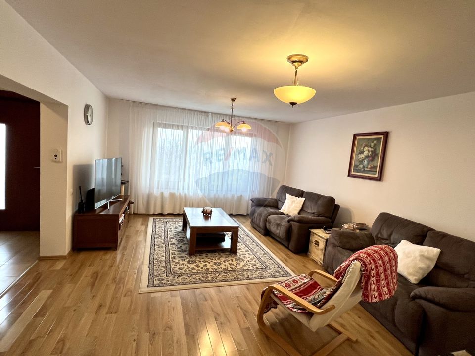 4 room House / Villa for sale, Dambul Rotund area