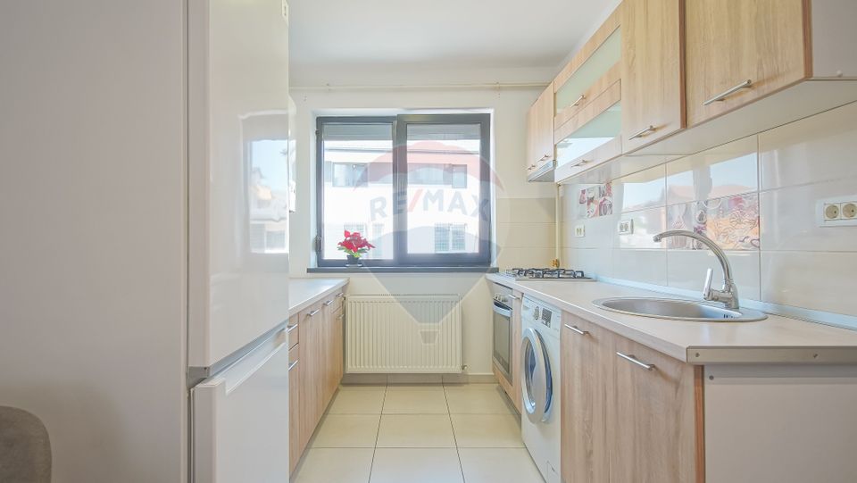 2 room Apartment for rent, Tractorul area