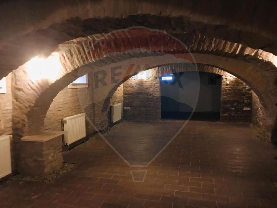 Spatiu comercial, vila luxoasa in Centrul Sibiului de inchiriat