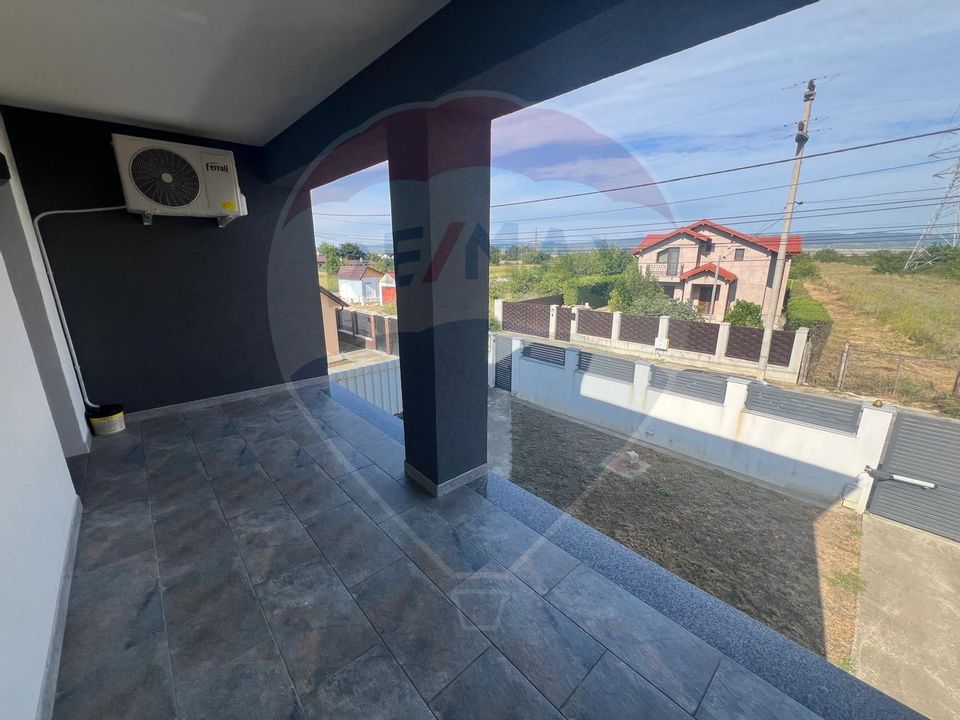 4 room House / Villa for sale, Sud-Est area