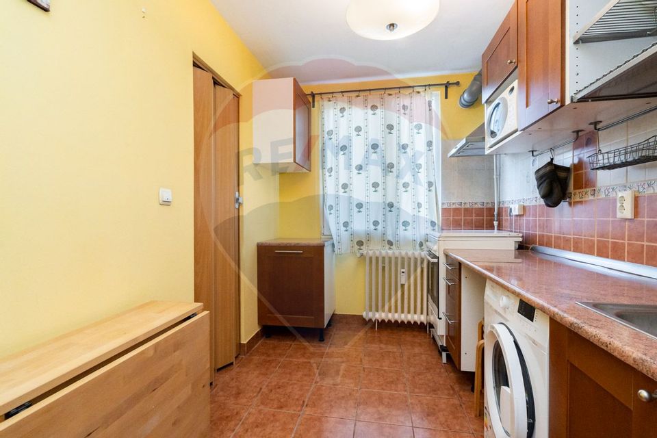 Apartament 3 camere , metrou Pacii, piata Gorjului, imobil 1990