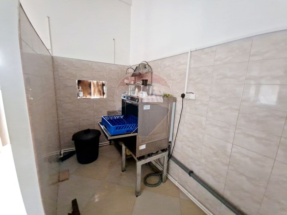 100sq.m Commercial Space for rent, 1 Mai area