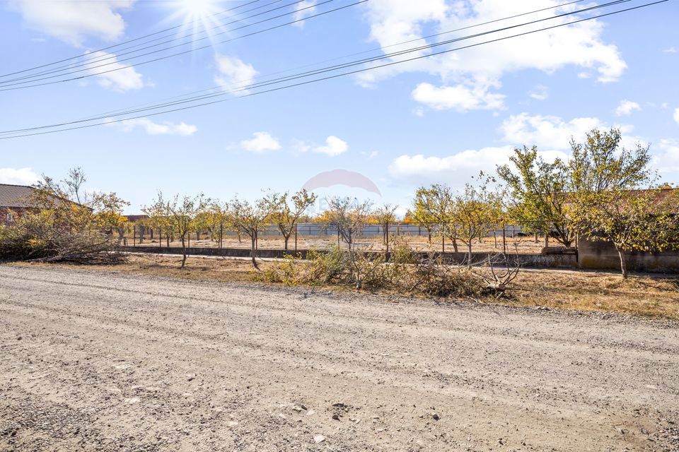 Land 334sqm Sofronea / Strada 25