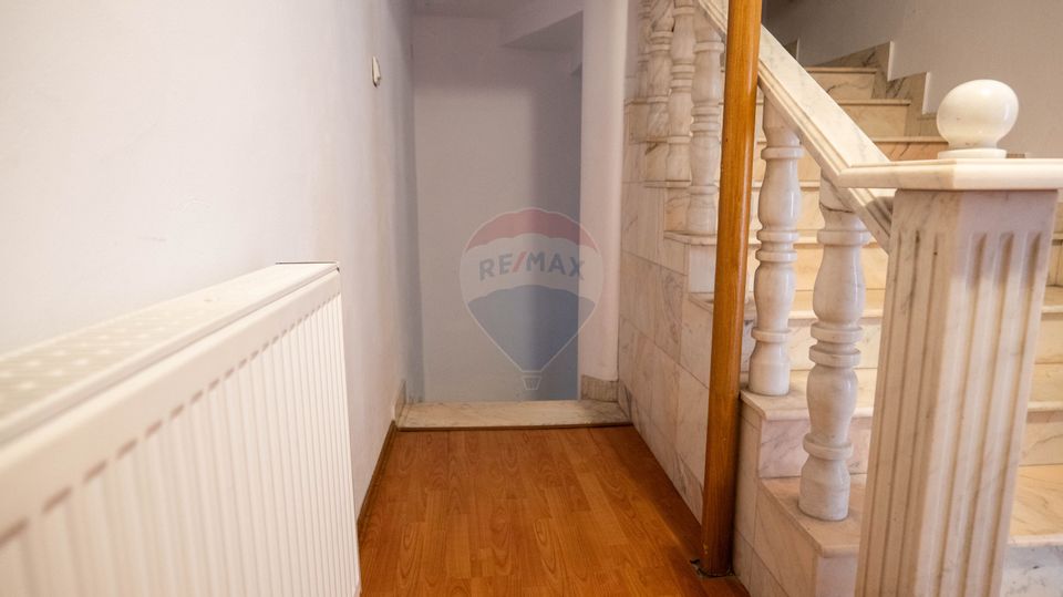 330sq.m Commercial Space for sale, Central area