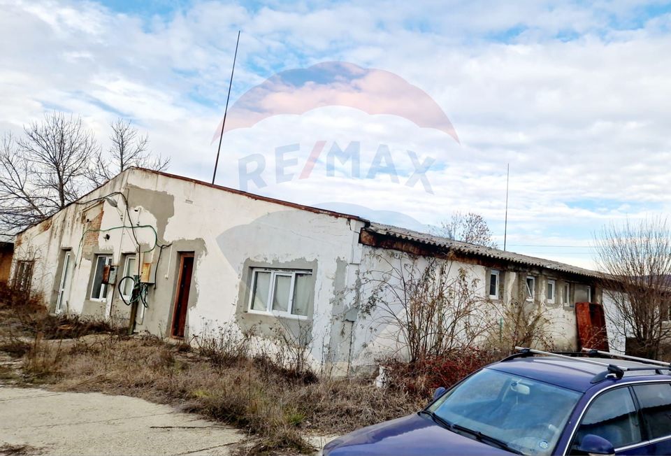 600sq.m Industrial Space for sale