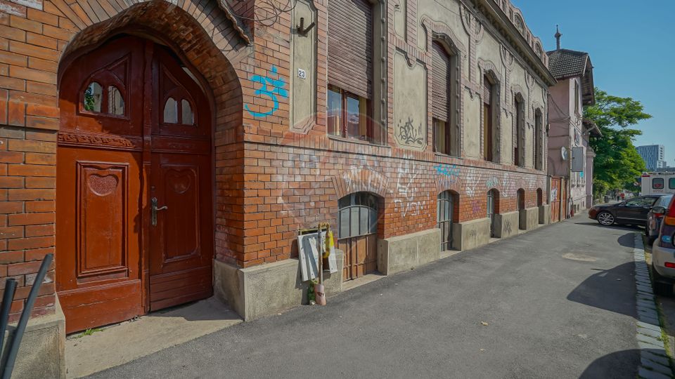 Apartament recent renovat langă Teatrul Dramatic. Fără comision!