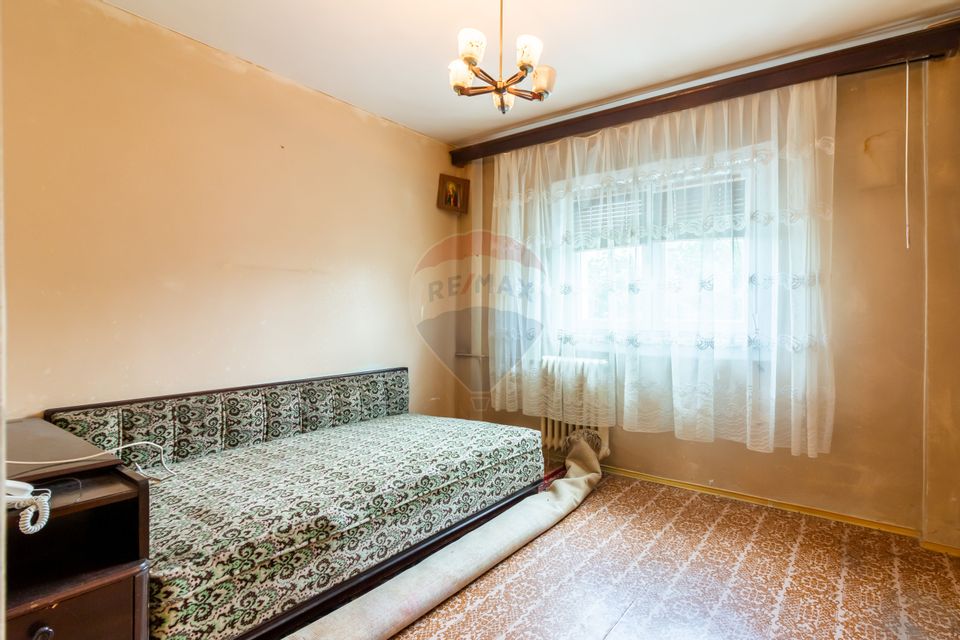 2 rooms apt, lower floor, 4min subway, Obor / Mosilor