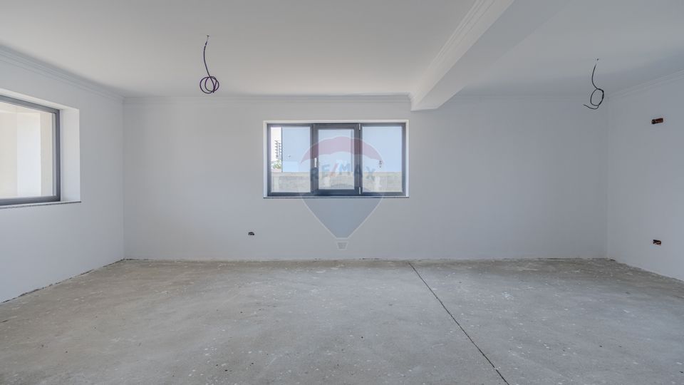 Casa moderna, la cheie, in Cristian – Str. Carpati