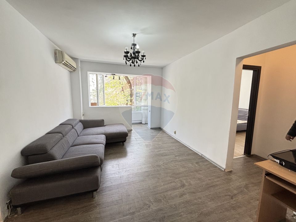Apartament cu 2 camere de vânzare în zona Drumul Taberei