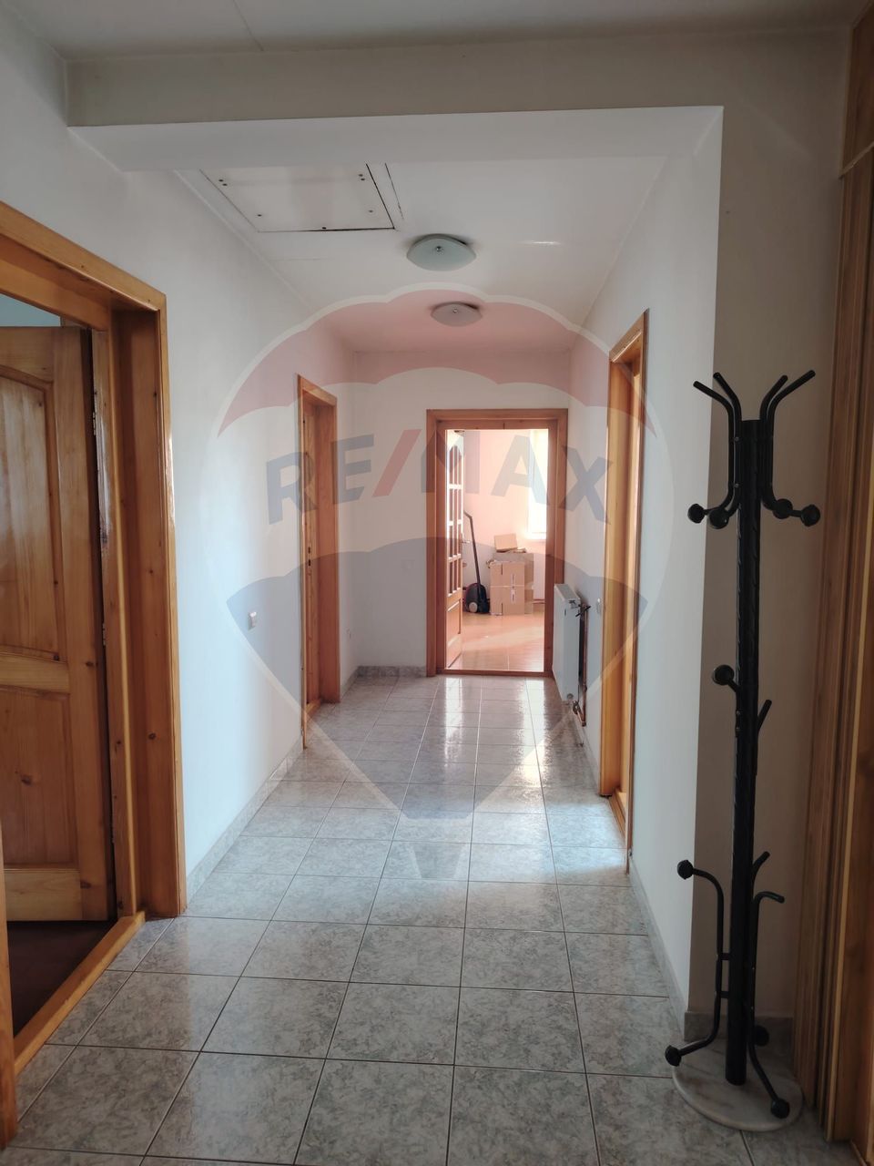 8 room House / Villa for sale, Central area