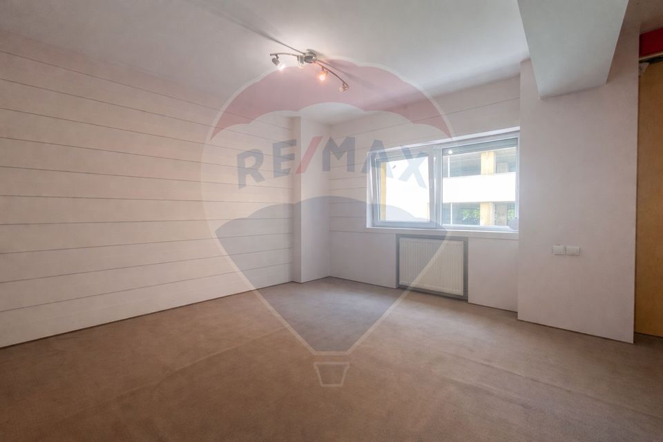 Spațiu servicii medicale | comercial | trafic intens