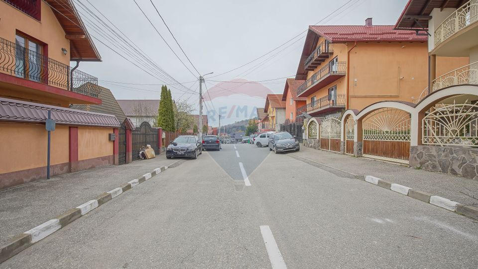 Casă cu garaj și panouri fotovoltaice – Codlea!