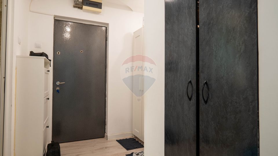 Vanzare apartament 3 camere modern, 62 mp, mobilat și utilat complet