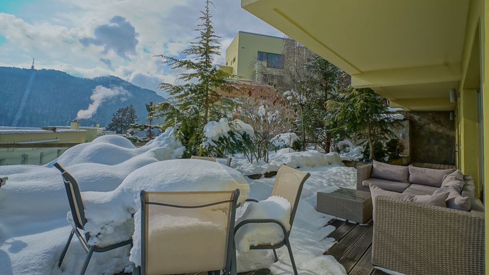 Comision 0%! Poziție, priveliște, terasă uriașă în Bellevue Residence!