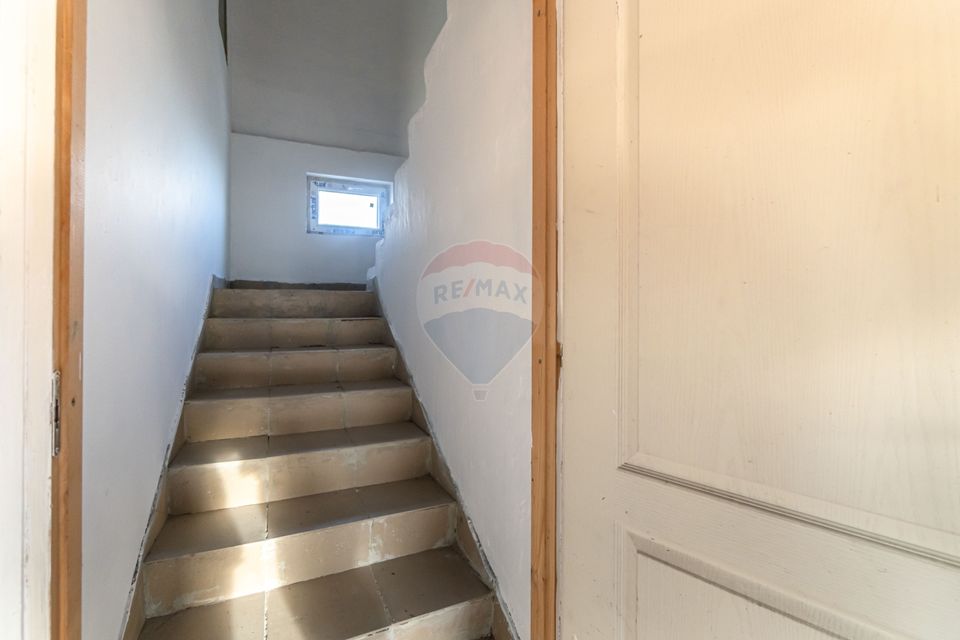 5 room House / Villa for sale, Stupini area