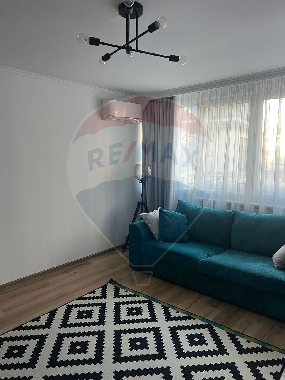 3 room Apartment for sale, Stirbei Voda area