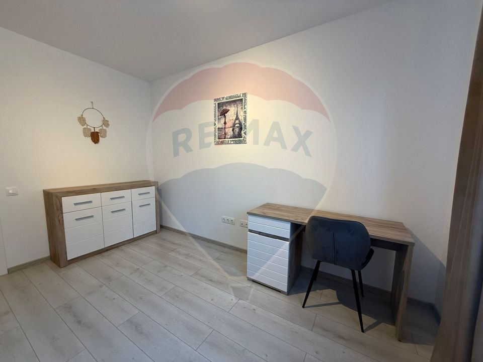 3 room Apartment for rent, Tractorul area