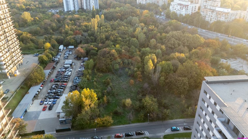 Vanzare Teren 1,800mp Vacaresti-Tinetretului