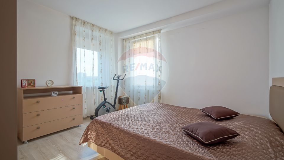 3 room Apartment for sale, Grivitei area
