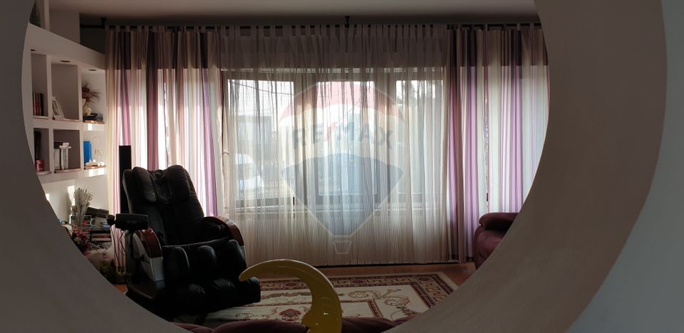 7 room House / Villa for sale