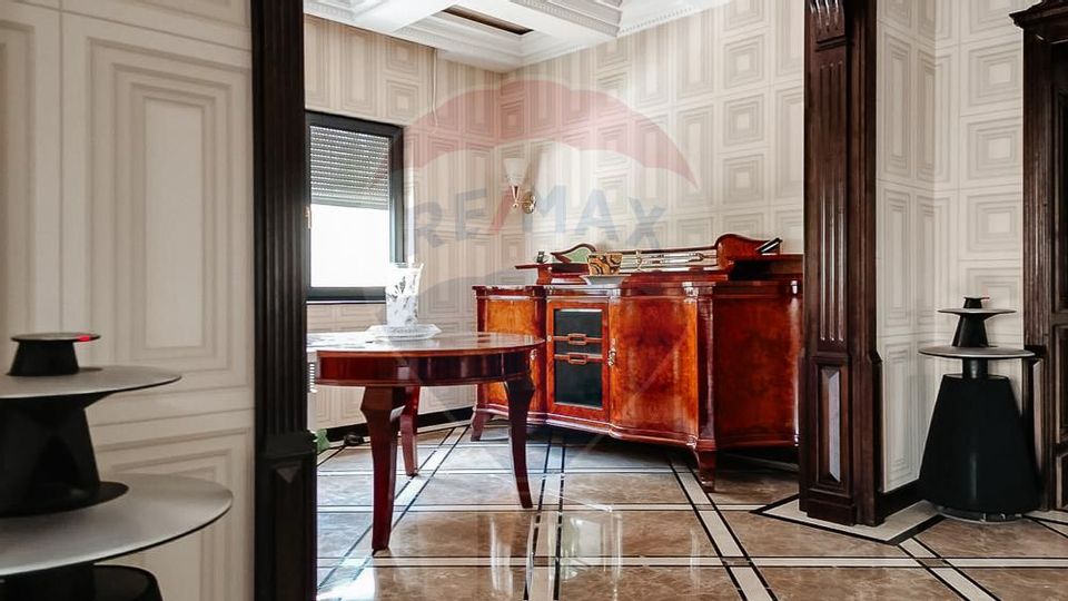16 room House / Villa for sale, Parcul Carol area