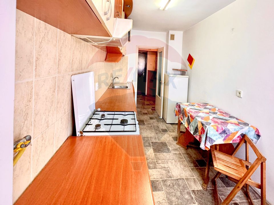 Apartament decomandat cu 1 cameră de vânzare în zona Piața Mărăști